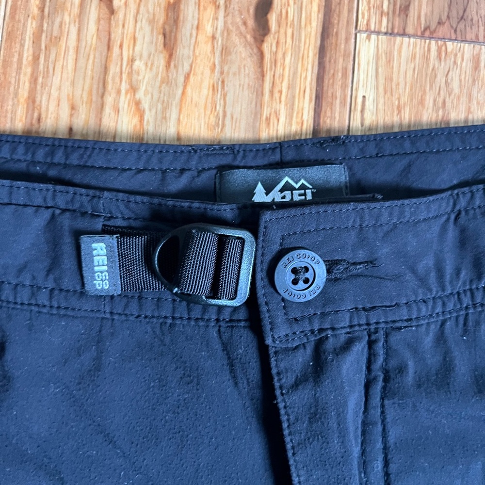 REI Cargo Short - Picture 2 of 3